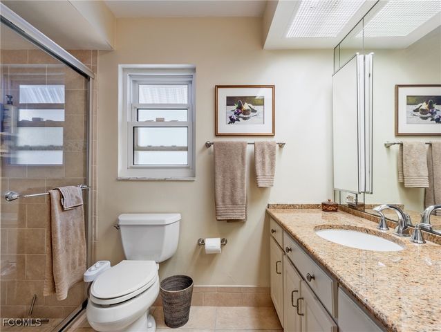 392 Snow DR, Fort Myers, FL 33919