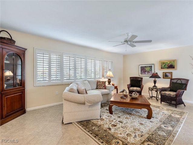 392 Snow DR, Fort Myers, FL 33919