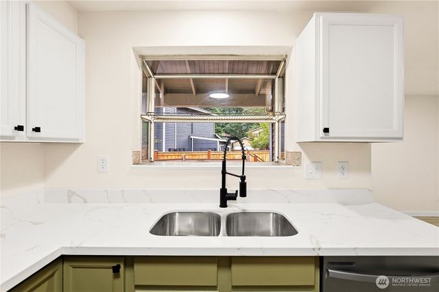 22607 SE 273rd Street, Maple Valley, WA 98038