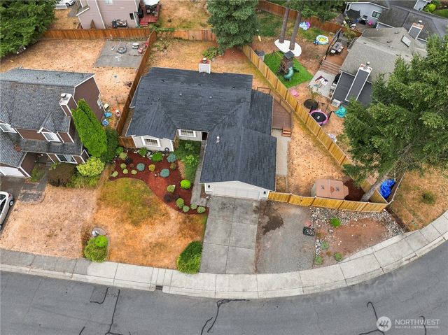 22607 SE 273rd Street, Maple Valley, WA 98038