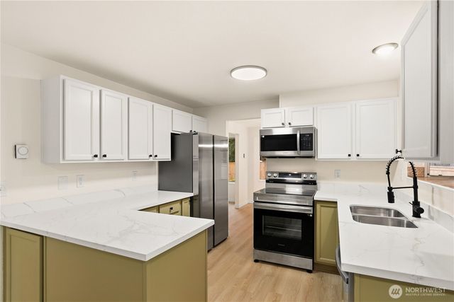 22607 SE 273rd Street, Maple Valley, WA 98038