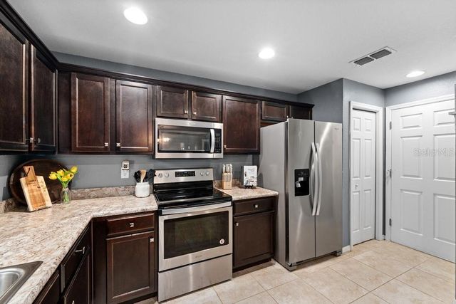 10427 RIVERCREST DRIVE, Riverview, FL 33578