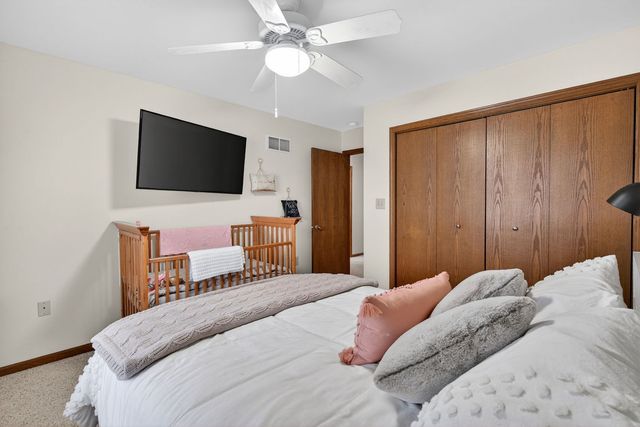 2388 Indian Grass Road, Morris, IL 60450