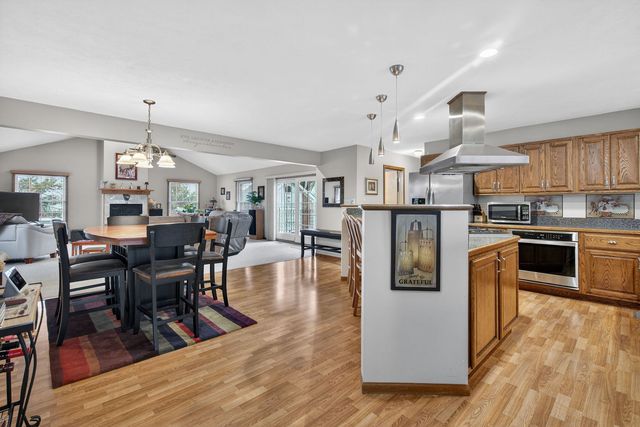 2388 Indian Grass Road, Morris, IL 60450