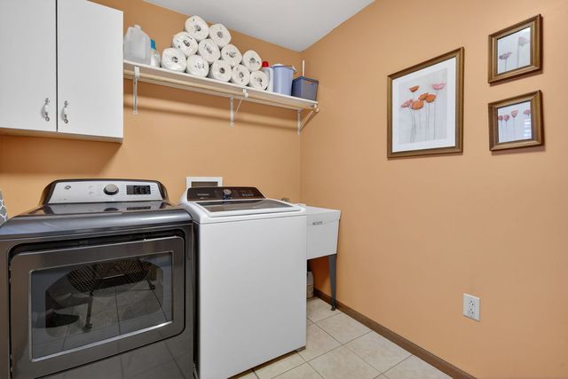 2388 Indian Grass Road, Morris, IL 60450