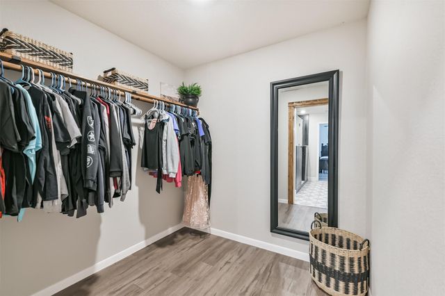 21100 Titian Drive, Magnolia, TX 77355