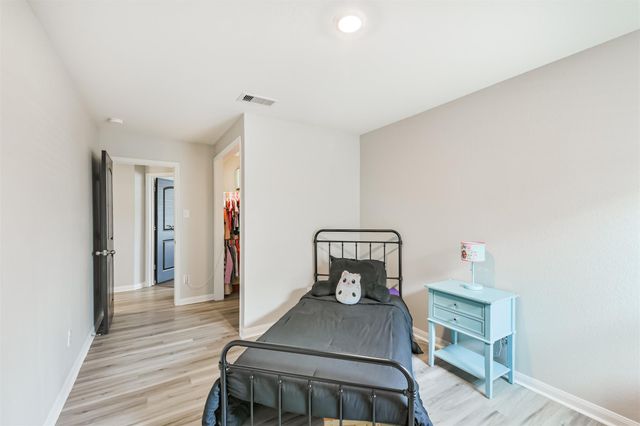 21100 Titian Drive, Magnolia, TX 77355