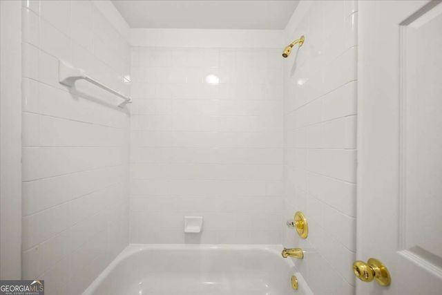 1560 Oak Park Cove, Decatur, GA 30033