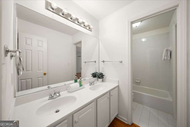 1560 Oak Park Cove, Decatur, GA 30033