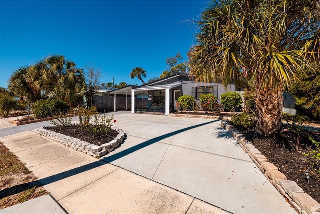 8029 22ND AVENUE N, St Petersburg, FL 33710