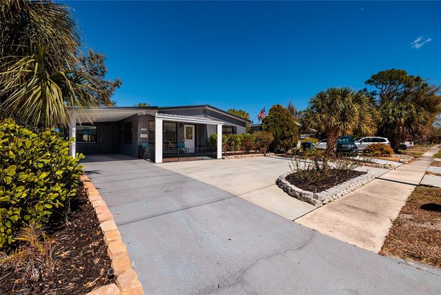 8029 22ND AVENUE N, St Petersburg, FL 33710