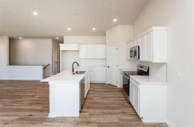 1032 NE 64th Avenue, Des Moines, IA 50313