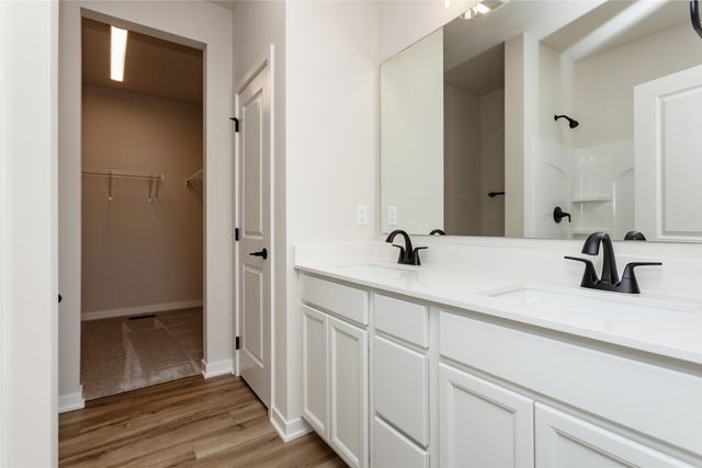 1032 NE 64th Avenue, Des Moines, IA 50313