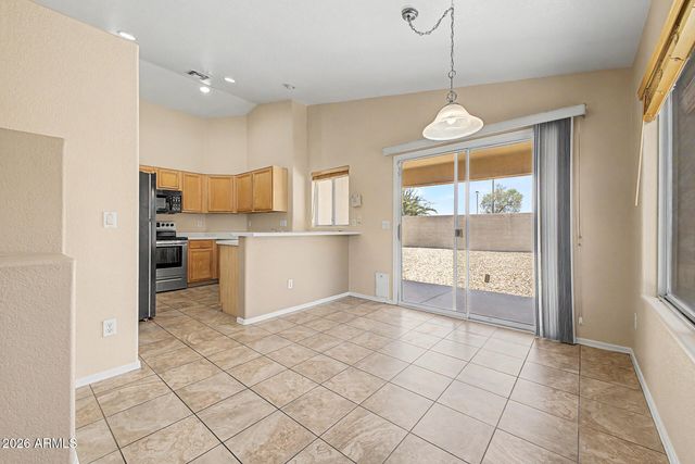 8151 W TONTO Lane, Peoria, AZ 85382