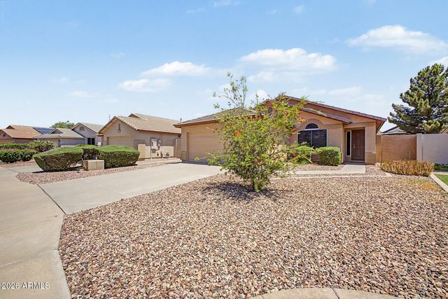 8151 W TONTO Lane, Peoria, AZ 85382