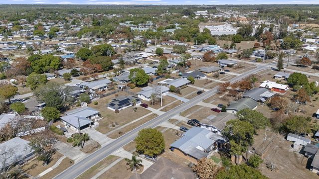 306 Riomar Drive, Port St. Lucie, Port St Lucie, FL 34952