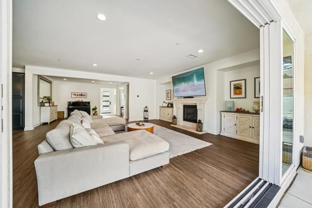 33294 Barmetta Lane, Temecula, CA 92592