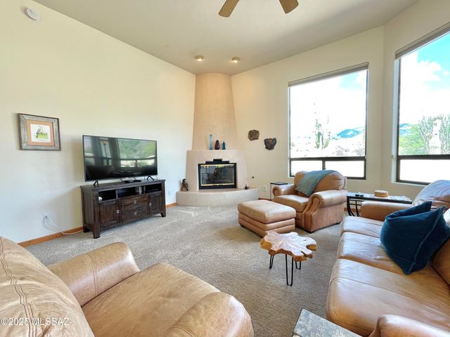 11435 N Skywire Way, Tucson, AZ 85737