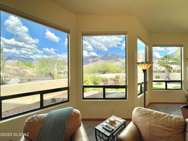 11435 N Skywire Way, Tucson, AZ 85737