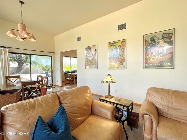 11435 N Skywire Way, Tucson, AZ 85737
