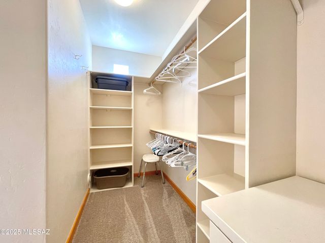 11435 N Skywire Way, Tucson, AZ 85737