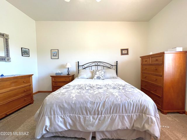 11435 N Skywire Way, Tucson, AZ 85737