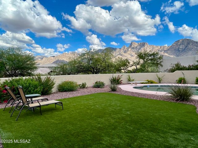 11435 N Skywire Way, Tucson, AZ 85737