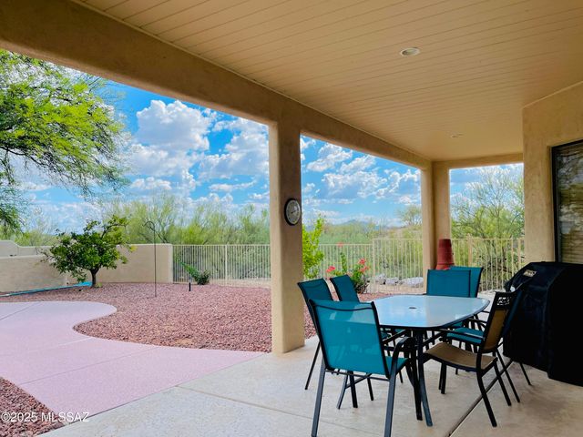 11435 N Skywire Way, Tucson, AZ 85737