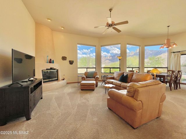 11435 N Skywire Way, Tucson, AZ 85737