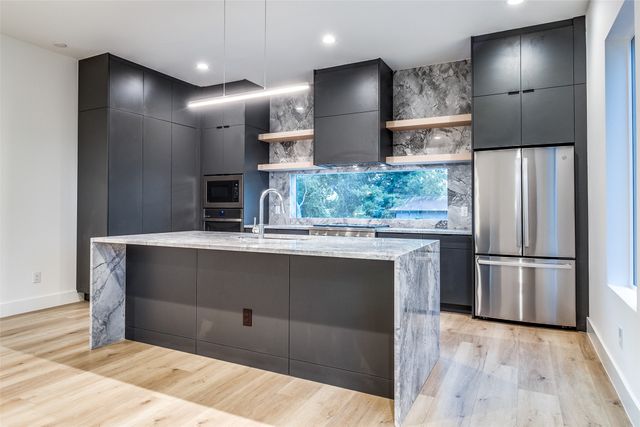 2315 Hawthorne Avenue, Dallas, TX 75219