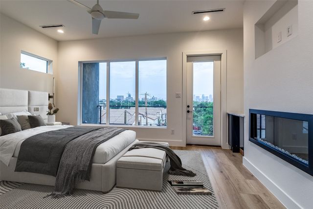 2315 Hawthorne Avenue, Dallas, TX 75219