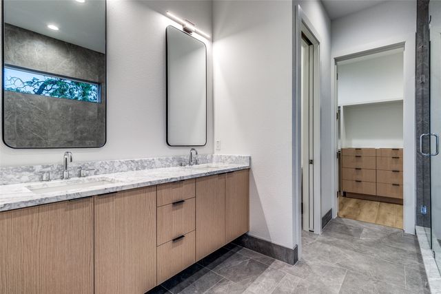 2315 Hawthorne Avenue, Dallas, TX 75219