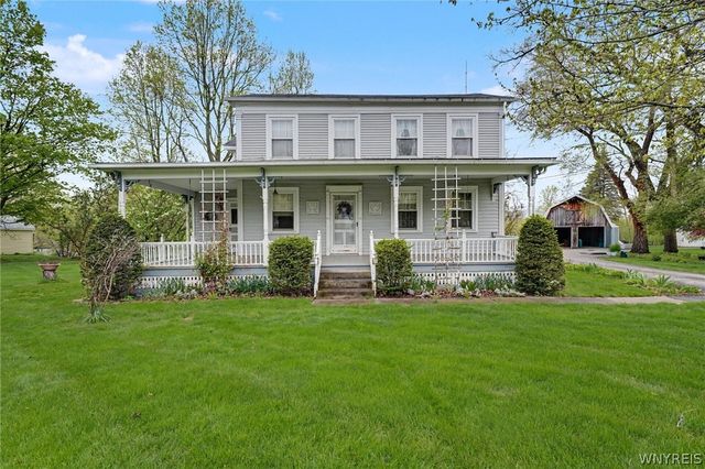 7098 State Road, Boston, NY 14075