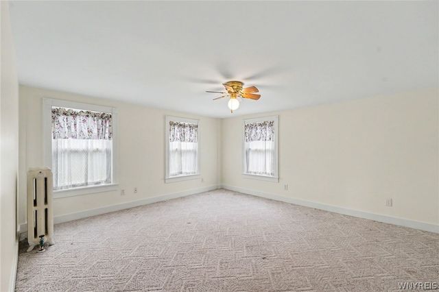 7098 State Road, Boston, NY 14075