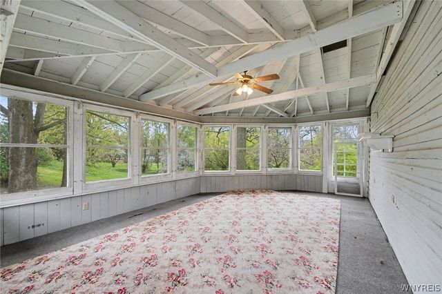7098 State Road, Boston, NY 14075