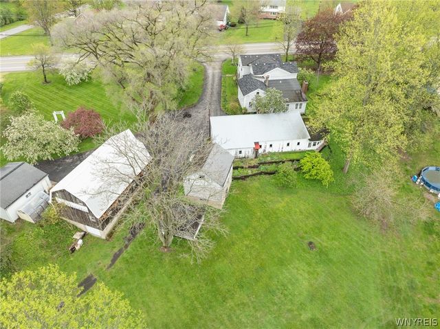7098 State Road, Boston, NY 14075