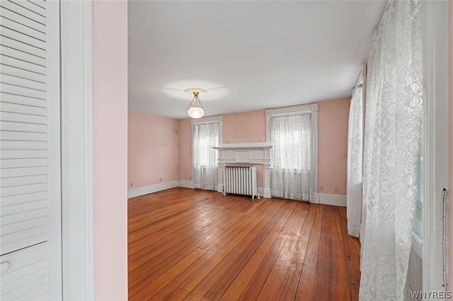 7098 State Road, Boston, NY 14075