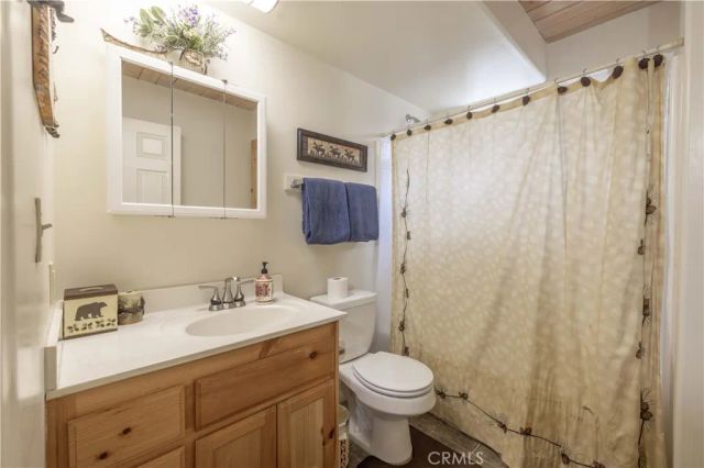 143 Santa Barbara, Sugarloaf, CA 92386