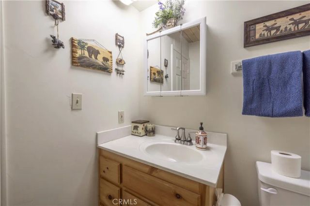 143 Santa Barbara, Sugarloaf, CA 92386