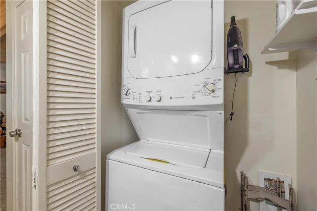 143 Santa Barbara, Sugarloaf, CA 92386