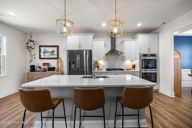 809 Twin Leaf Court, Cameron, NC 28326