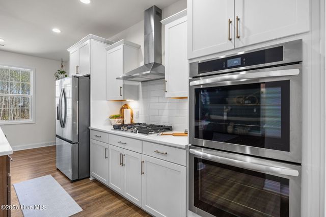 809 Twin Leaf Court, Cameron, NC 28326