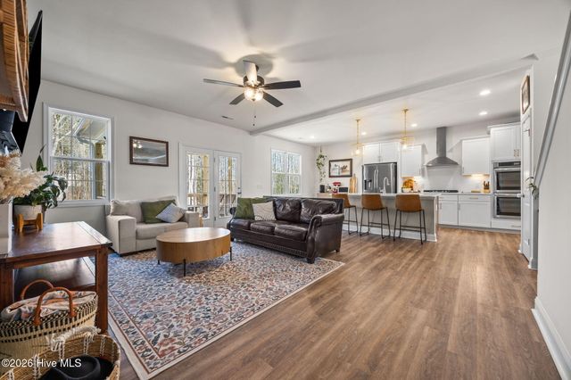 809 Twin Leaf Court, Cameron, NC 28326