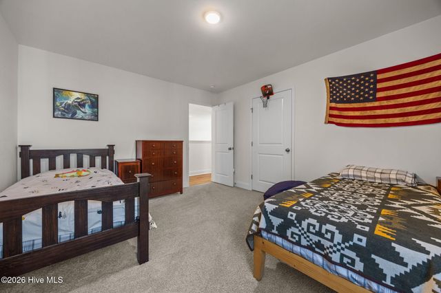 809 Twin Leaf Court, Cameron, NC 28326