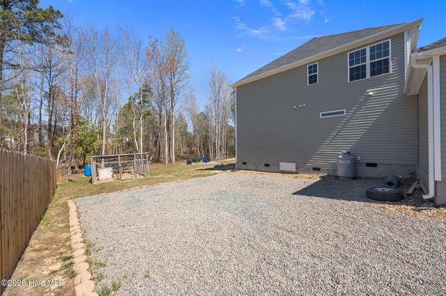 809 Twin Leaf Court, Cameron, NC 28326