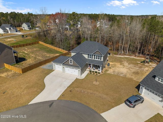 809 Twin Leaf Court, Cameron, NC 28326