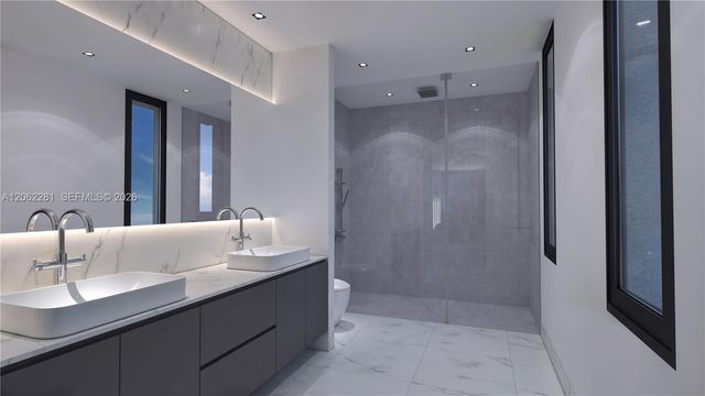 1331 14th Ter, Miami Beach, FL 33139