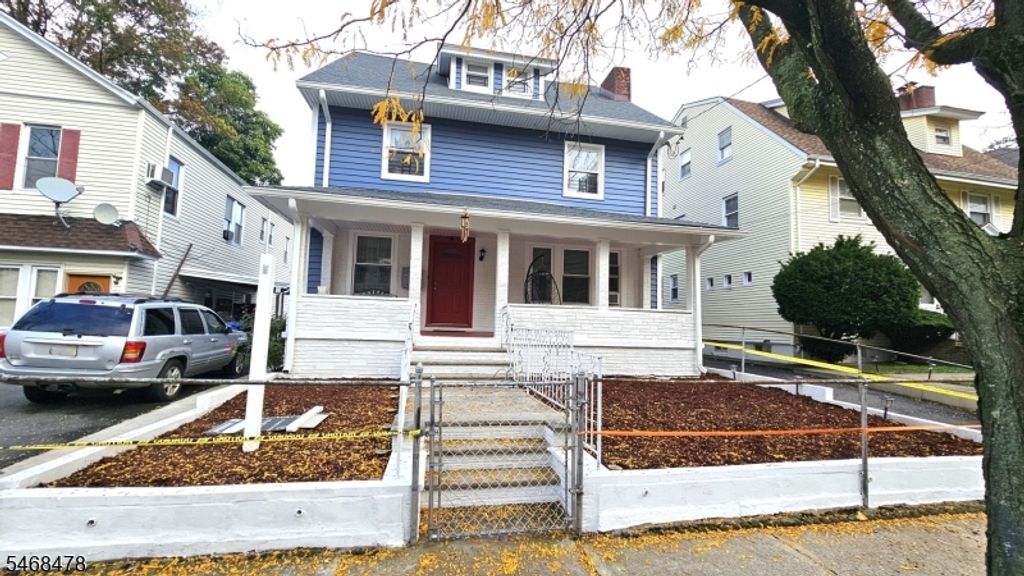 647 E 28Th St, Paterson City, NJ 07504 — photo 2