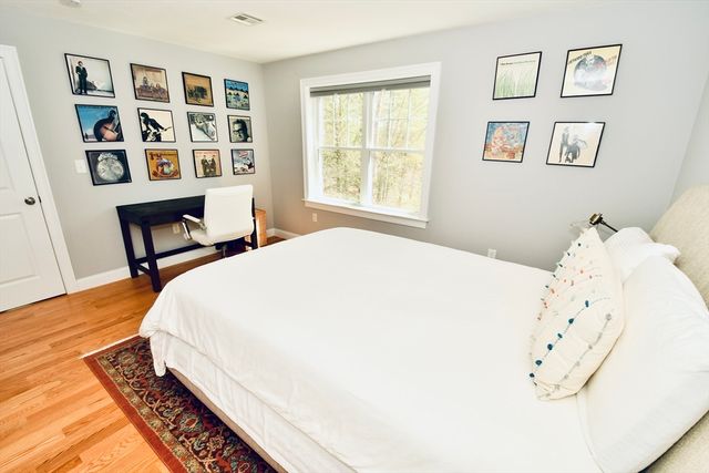 16 Westfield Dr, Norfolk, MA 02056