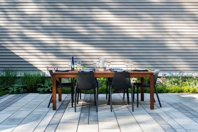 16 Westfield Dr, Norfolk, MA 02056